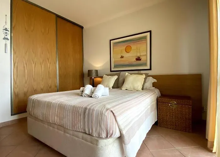 Castelos Da Rocha By Coral Appartement *