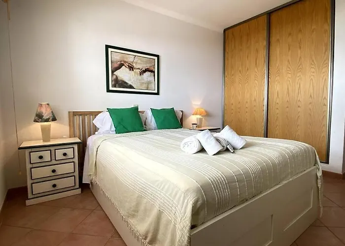 Castelos Da Rocha By Coral